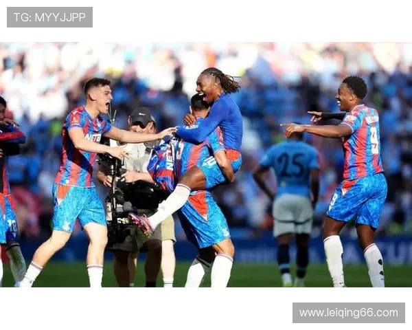 水晶宫炮轰欧足联：足总杯冠军遭规则碾压，竞技价值何在？