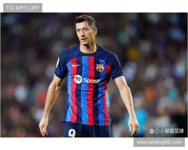 莱万创巴萨生涯收入新高！税后 1600 万欧元 + 双冠奖金成巅峰赛季(2)